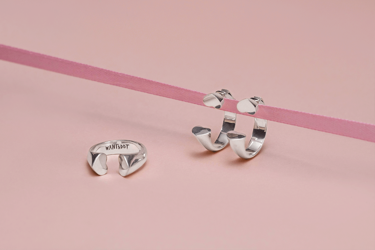 Studio product photography for jewellery brand by YOUproduction Creative Studio